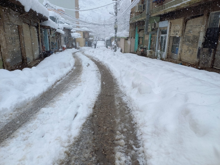 سلێمانی/ بەفر ڕێگای چەند گوندێکی داخستووە