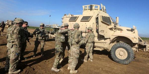 بەپەلە ... میدیایەکی بەریتانی دانووستانی نهێنی نێوان هێزەکانی سەر بە ئەمریکا و داعش ئاشکرا دەکات