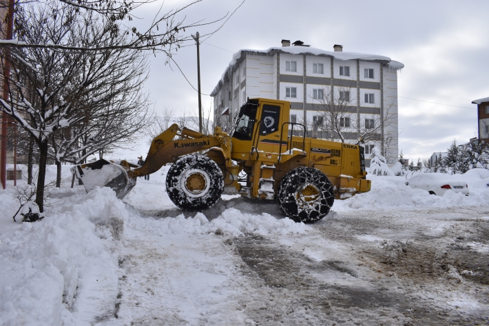 لە باكووری كوردستان ڕێگای هەزار و 144 ناوچەی نیشتەجێبوون بە هۆی بەفرەوە داخراوە