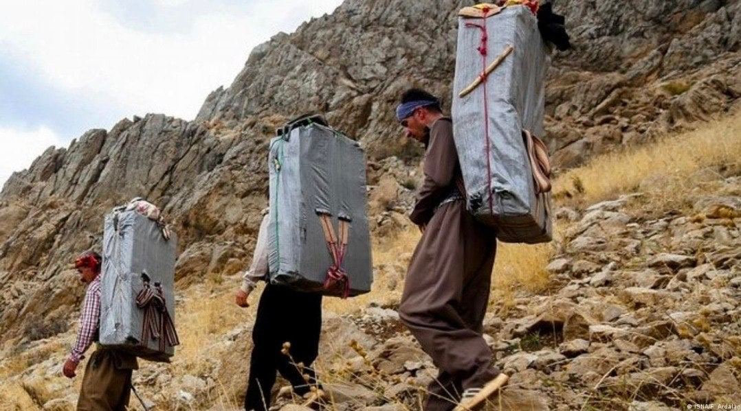 چوار کۆڵبەر لە سنووری بانە بریندار کران