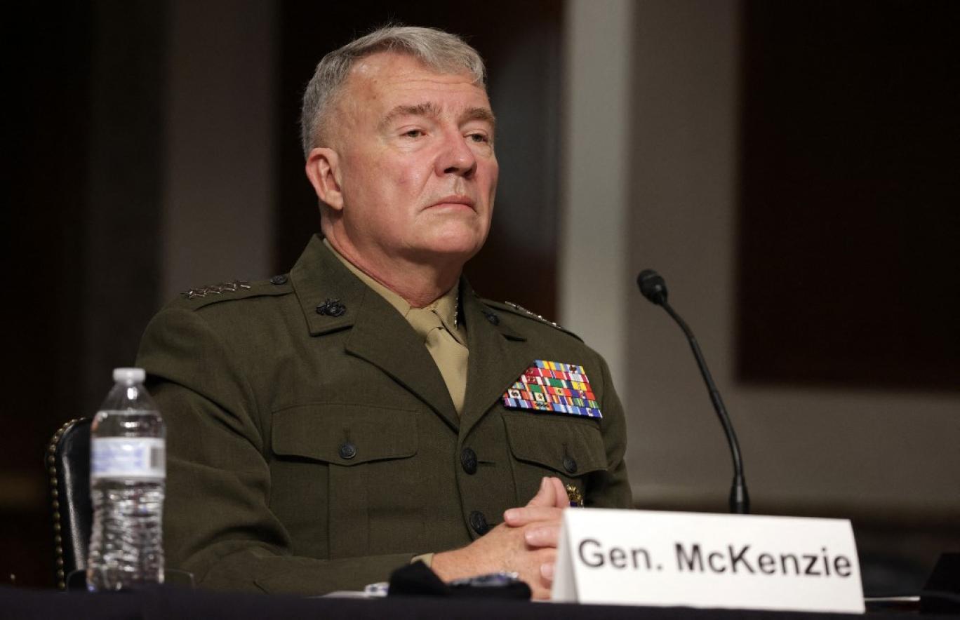 فەرماندەی سێنتکام :  ئەمریکا ناهێڵێت ئێران دەستی بە چەکی ئەتۆمی بگات