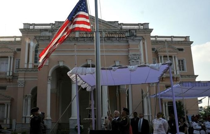 کونسووڵخانەی گشتی ئەمریکا لە هەولێر ڕاگەێندراوێک سەبارەت بە دەست بەسەرکردنی کەسانی هاوڕەگەزباز بڵاو دەکاتەوە