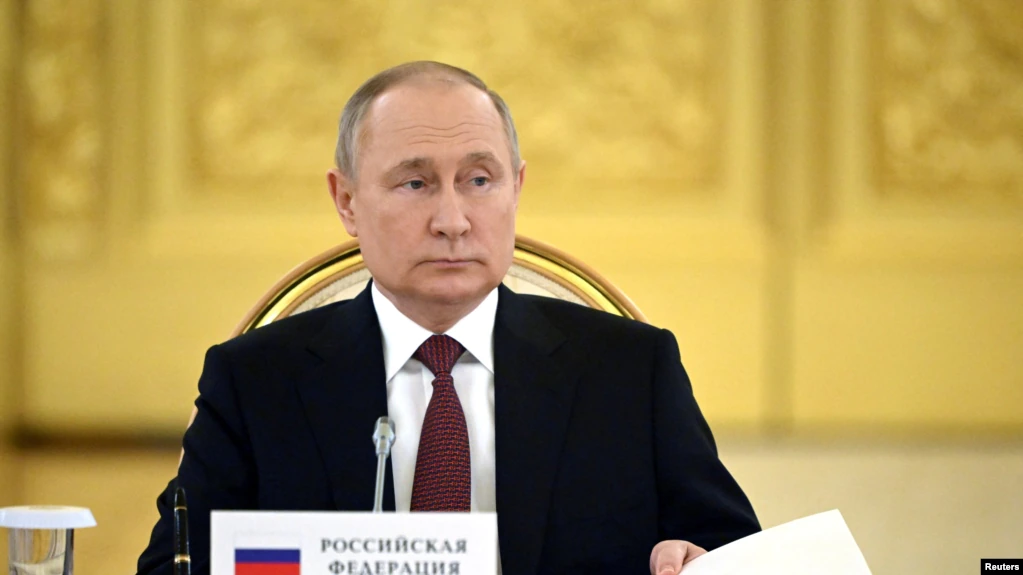 کەنەدا پرۆژە یاسایەک پێشکەش دەکات بۆ قەدەغەکردنی گەشتی پووتین بۆ کەنەدا