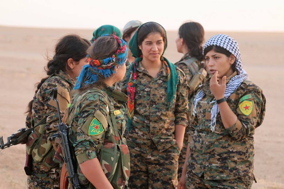 شەڕڤانانی یەپەگە : ڕیز لە بڕیاری ئاگربەستی سووریا دەگرین