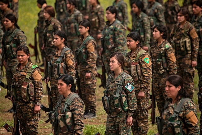 فەرماندەی گشتی یەکینەکانی پاراستنی ژنان "YPJ" پاش هێرشەکانی تورکیا ڕێژەی ژنان لە ڕیزەکانی یەکینەکەمان بە شێوەیەکی بەرچاو زیادیکردووە