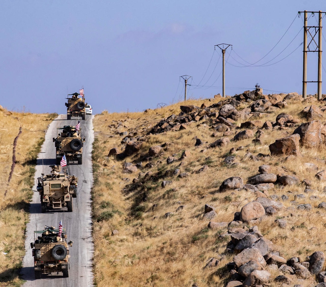 ئەمریکا هێزی زیاتر ڕەوانەی ڕۆژئاوای کوردستان دەکات