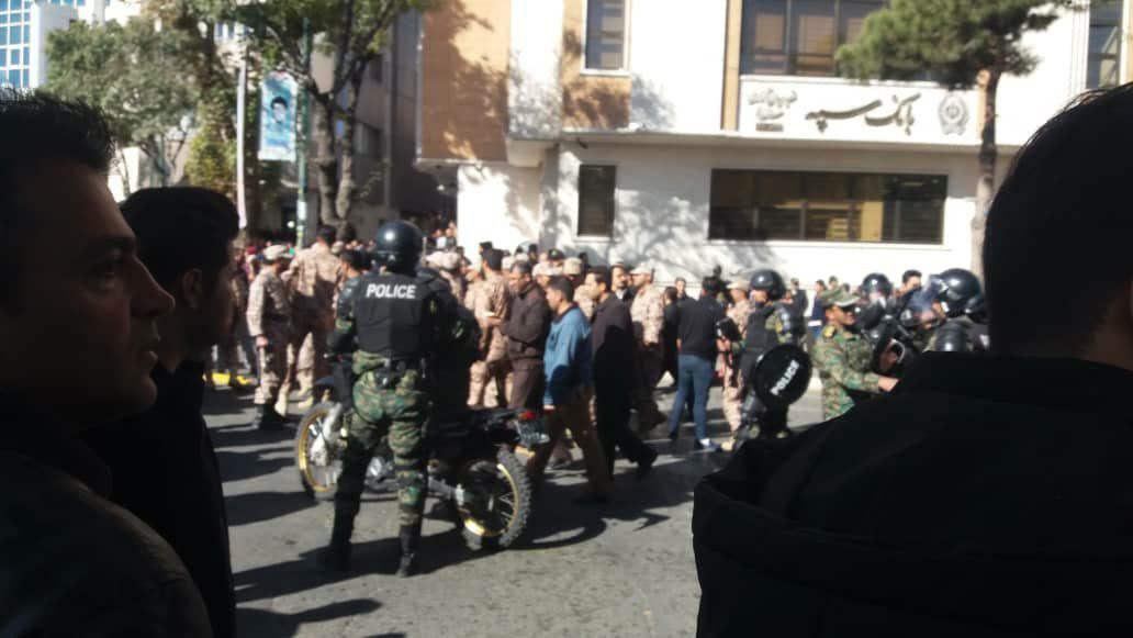 بە ڤیدیۆ ... دەربڕینی ناڕەزایەتی کوردانی ڕۆژهەڵات لە سنەی قارەمان بەرامبەر بە ڕژیمی فاسدی ئێران ببینن