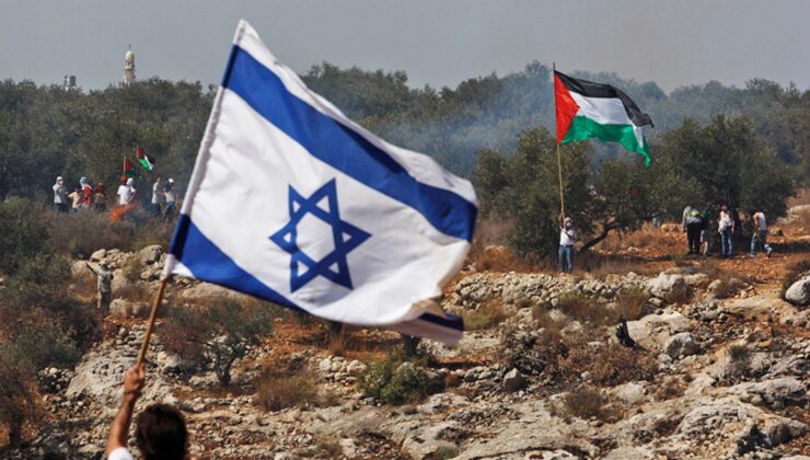 حەماس ١١ دیلی ئیسرائیلی ڕادەستی خاچی سوور کرد