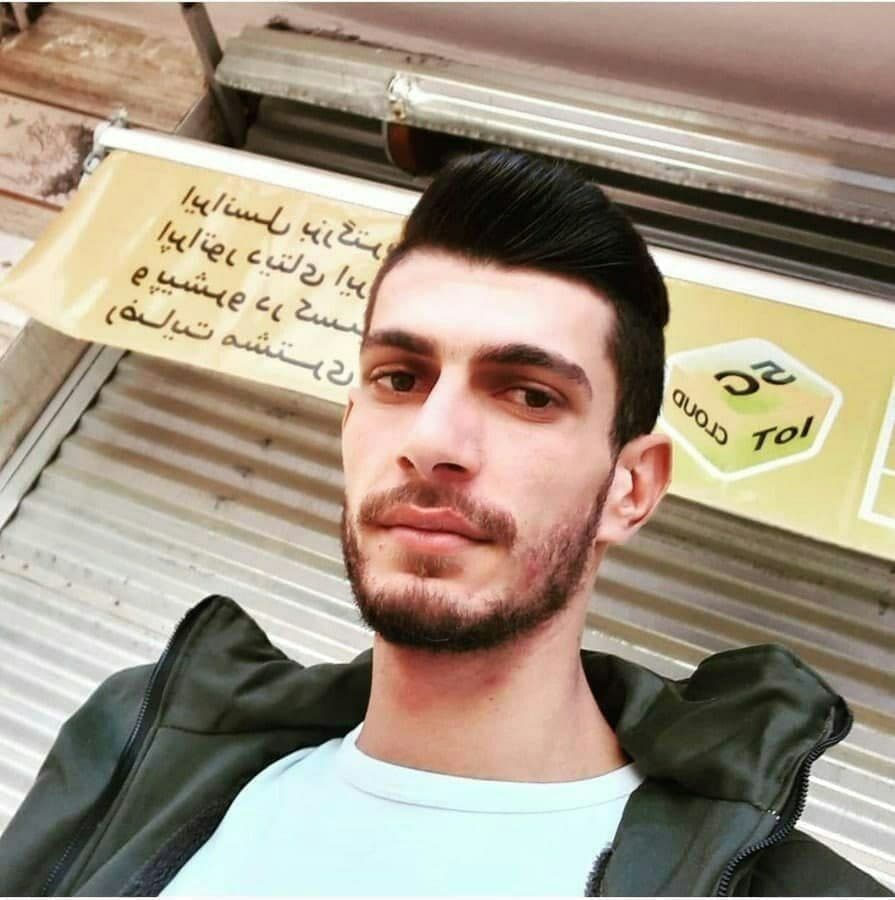 +   وێنە    ... بە هۆی خۆپیشاندانەکانی دوو ڕۆژی ڕابردووی پارێزگای خووزستانەوە سێ کەس بە تەقەی ڕاستەوخۆی هێزە چەکدارەکانی ئێران گیانیان لە دەستدا