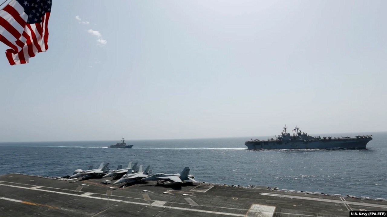 هێزی دەریایی ئامریکا دەستی بەسەر کەشتییەکی هەڵگری مادەی تەقینەوەی ئێراندا گرت