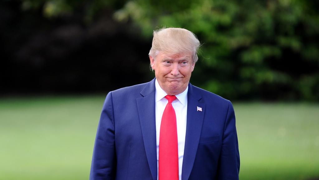 بەپەلە   ...    ترامپ ڕایگەیاند : " ئێستا ڕووداوێکی زۆر گەورە ڕوویدا "