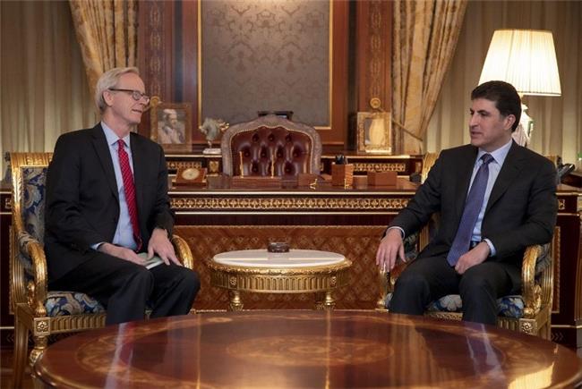 نێچیرڤان بارزانى پێشوازى له‌ شاندێكى ئه‌مریكى ده‌كات