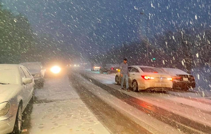 شه‌پۆلێكی به‌هێزی به‌فر و باران شاره‌كانی هه‌رێمی کوردستان ده‌گرێته‌وه‌