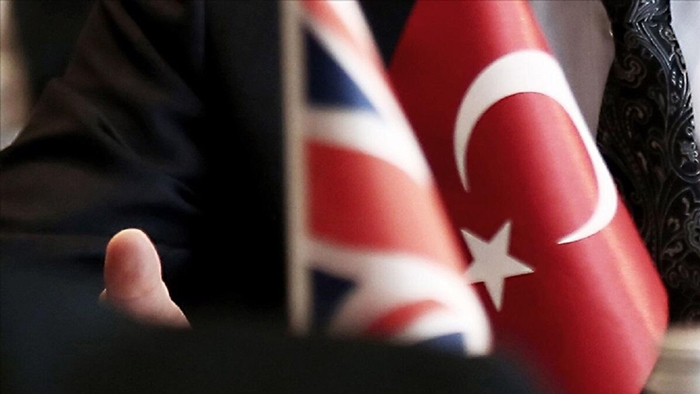 بەریتانیا پلانی پەنابەری لەگەڵ تورکیا تێکدا و هەڵیوەشاندەوە : ووڵاتێکی سەلامەت نییە!