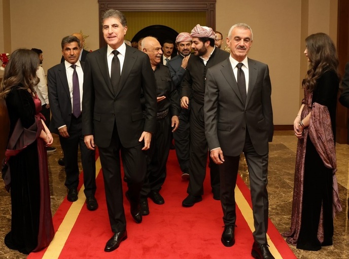 سه‌رۆكایه‌تی هه‌رێمی کوردستان ڕێوڕه‌سمێكی به‌بۆنه‌ی جه‌ژنه‌كانی كریسمس و سه‌ری ساڵی نوێ بەڕێوەبرد