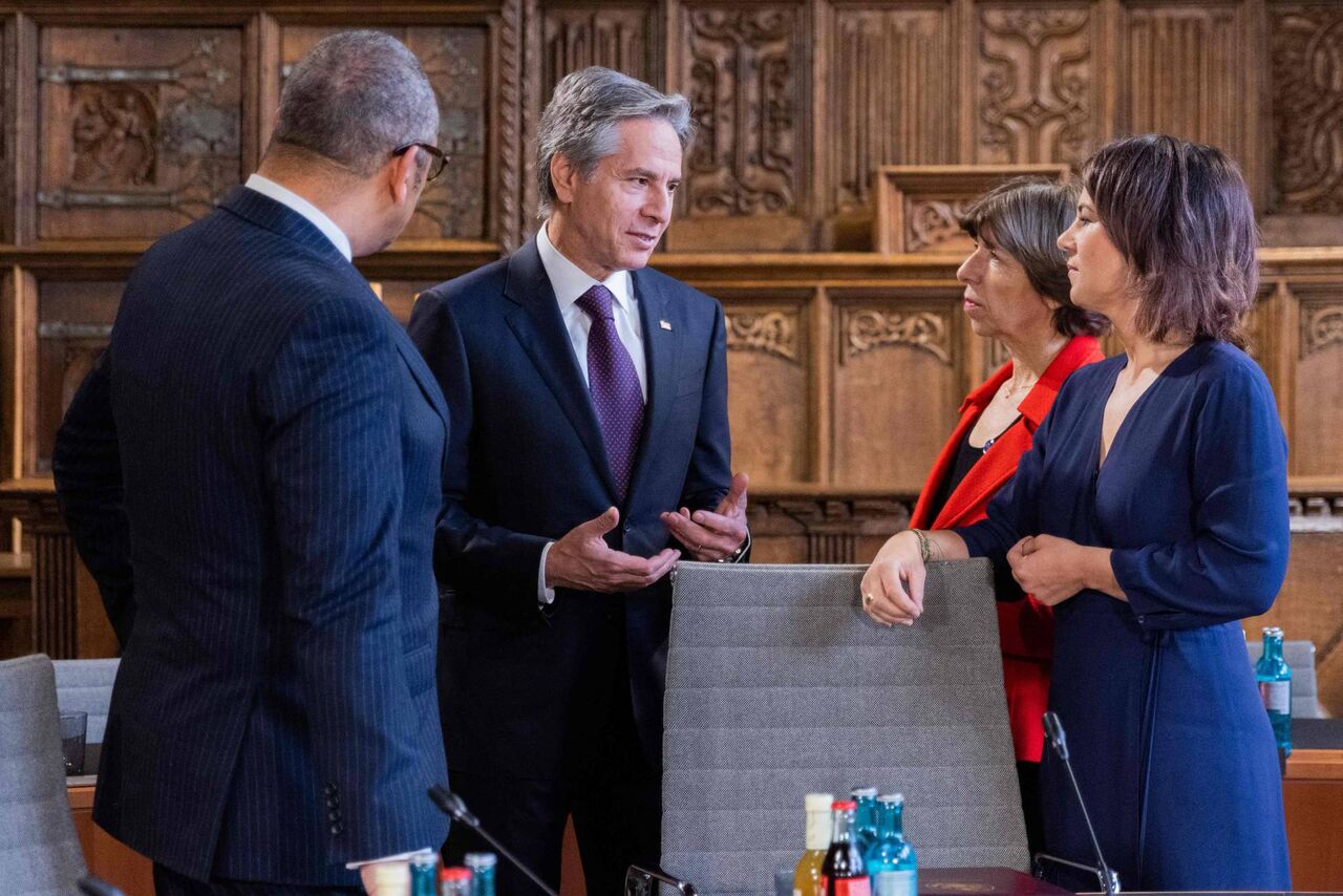 بەیاننامەی وەزیرانی دەرەوەی ئەمریکا و ئەورووپا لە دژی ئێران لە کۆنفڕانسی میوونشێن