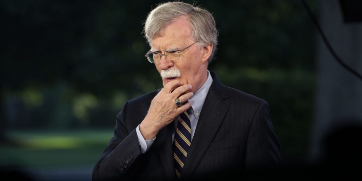 جۆن بۆڵتۆن: دژبەرانی ئێران لە ڕێگای هەرێمی کوردستانەوە پڕچەک دەکرێن!