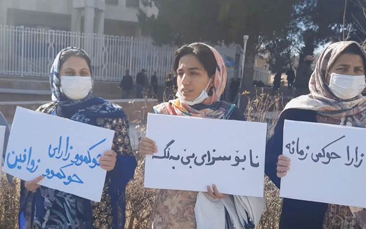 لە بەرەبەرەی ڕۆژی زمانی دایکی سەپاندنی سزای بەندکران بە سەر زارا محەمەدی شەرمەزار کرا