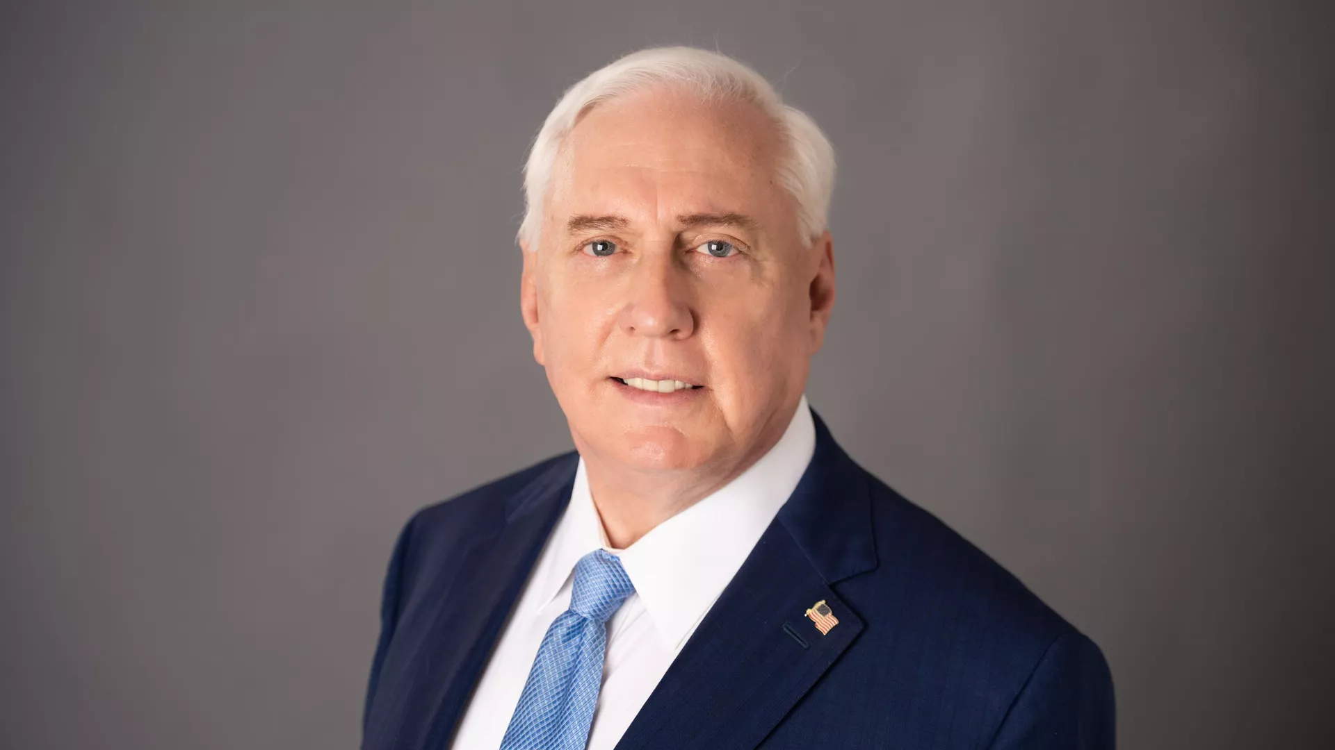 ڕاوێژکاری پێشووی پێنتاگۆن هەواڵ لە مردنی ئۆکراین وەکوو ووڵاتێک ڕادەگەێنێت