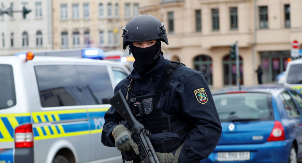 بە هۆی تێکچوونی باری ئەمنی ١٩ پۆلیس لە شتووتگارت بریندار بوون