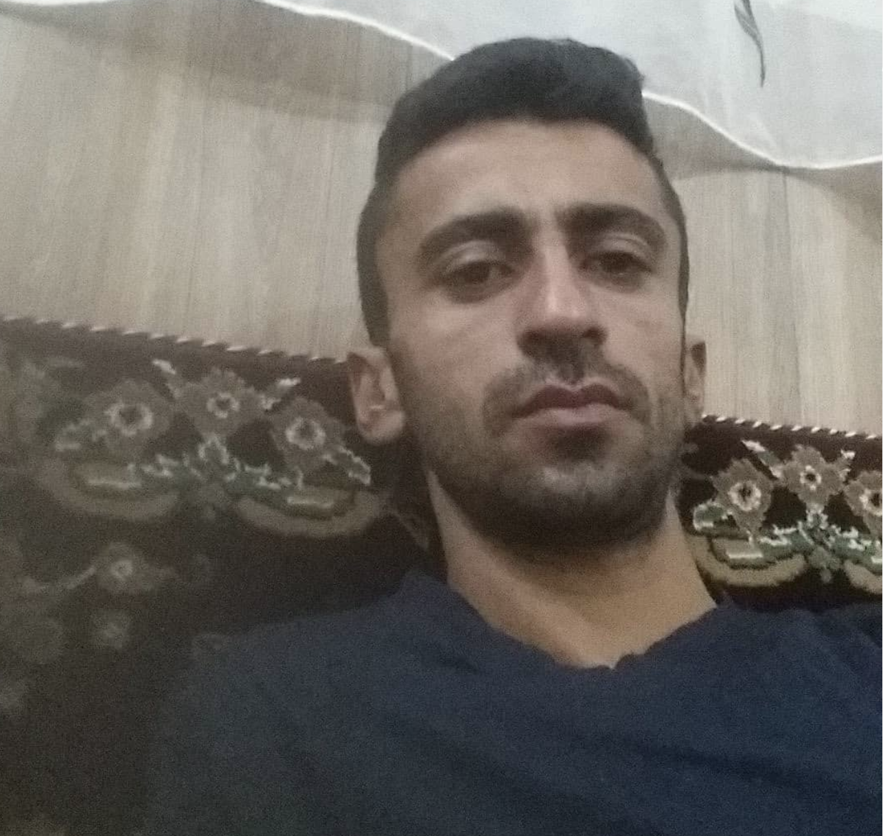 کۆڵبەریکی گەنج بە تەقەی هێزە ئەمنییەکانی ئێران کوژرا