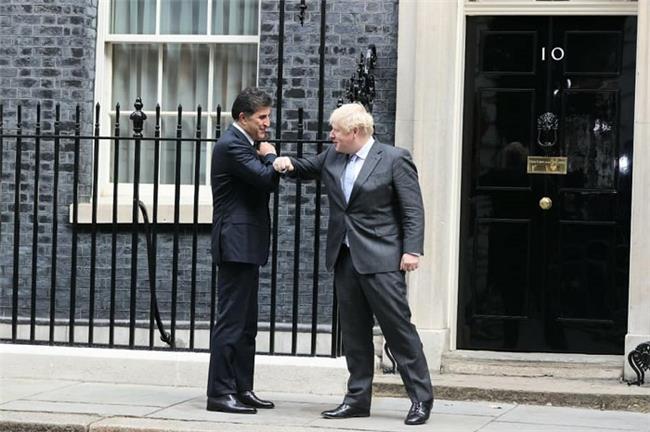 نێچیرڤان بارزانی: خۆشحاڵ بووم له‌گه‌ڵ بۆریس جانسن كۆبوومه‌وه‌