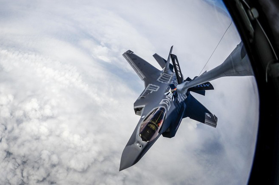 فەرماندەی گشتی سوپای ئێران : هەموو ئامێرەکانی ڕادار لە باشووری ووڵات بە تەواوی چاودێری  ئێف 35 ئەکانی ئەمریکا دەکەن