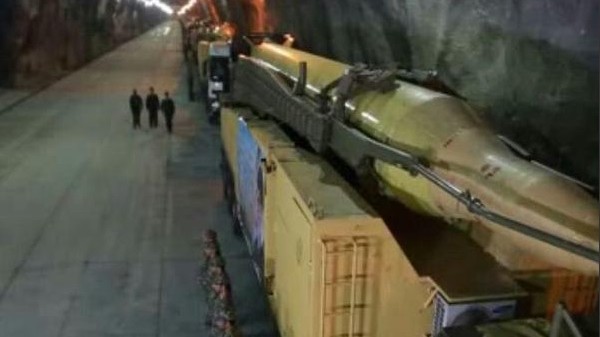 بەپەلە    ...     دۆخی کرماشان نائاساییە و هەموو بەرپرسان و کادیرانی سەربازی بانگهێشت کراون