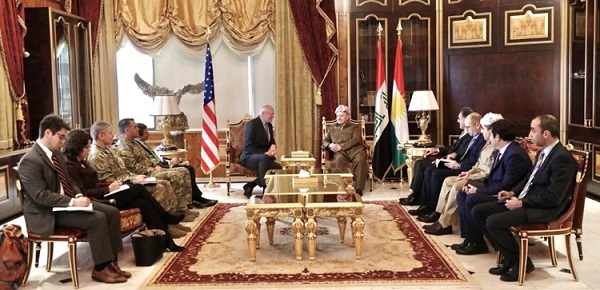 سەرۆك بارزانی پێشوازی لە نوێنەری تایبەتی سەرۆكی ئەمریكا بۆ كاروباری سووریا و شاندی یاوەری دەكات