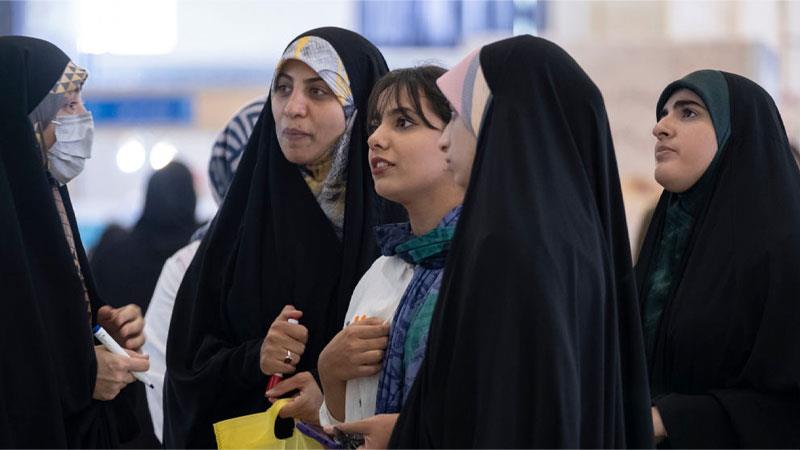 به‌هۆی ره‌چاونه‌كردنی حیجابی فه‌رمی زیاتر له‌ 100 كافتریا له‌ تاران داخران  ‌