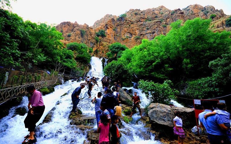 نزیکەی ٧٠٠ هەزار گەشتیار لە رۆژانی جەژندا سەردانی هەرێمیان کردووە