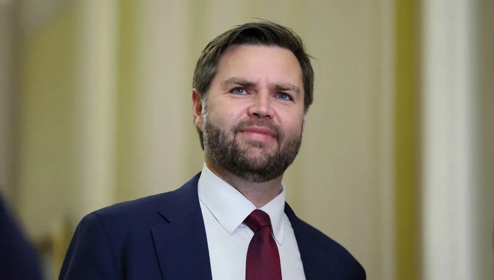 هۆشداری جێگری دۆناڵد ترامپ بە تاران : یاری بە کات مەکەن