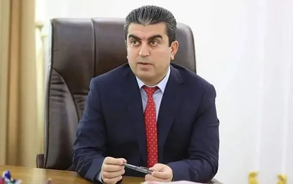 فه‌رهاد ئه‌ترووشی : دۆخه‌كه‌ واده‌خوازێت هه‌ردوو پۆستی سه‌رۆكکۆمار و سه‌رۆكوه‌زیران یه‌كلایی بكرێنه‌وه‌