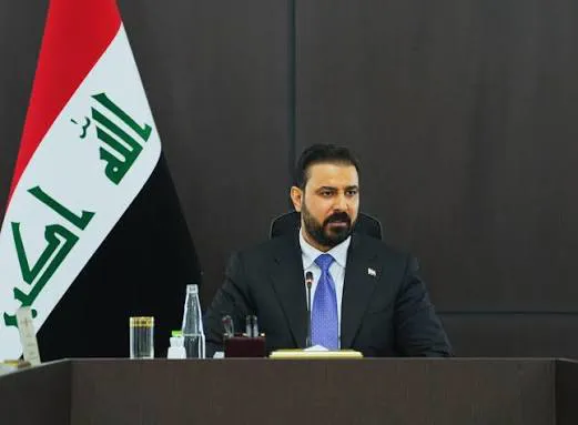 سەرۆکوەزیرانی عێراق داوای هەڵوەشاندنەوەی گرووپە چەکدارەکان دەکات