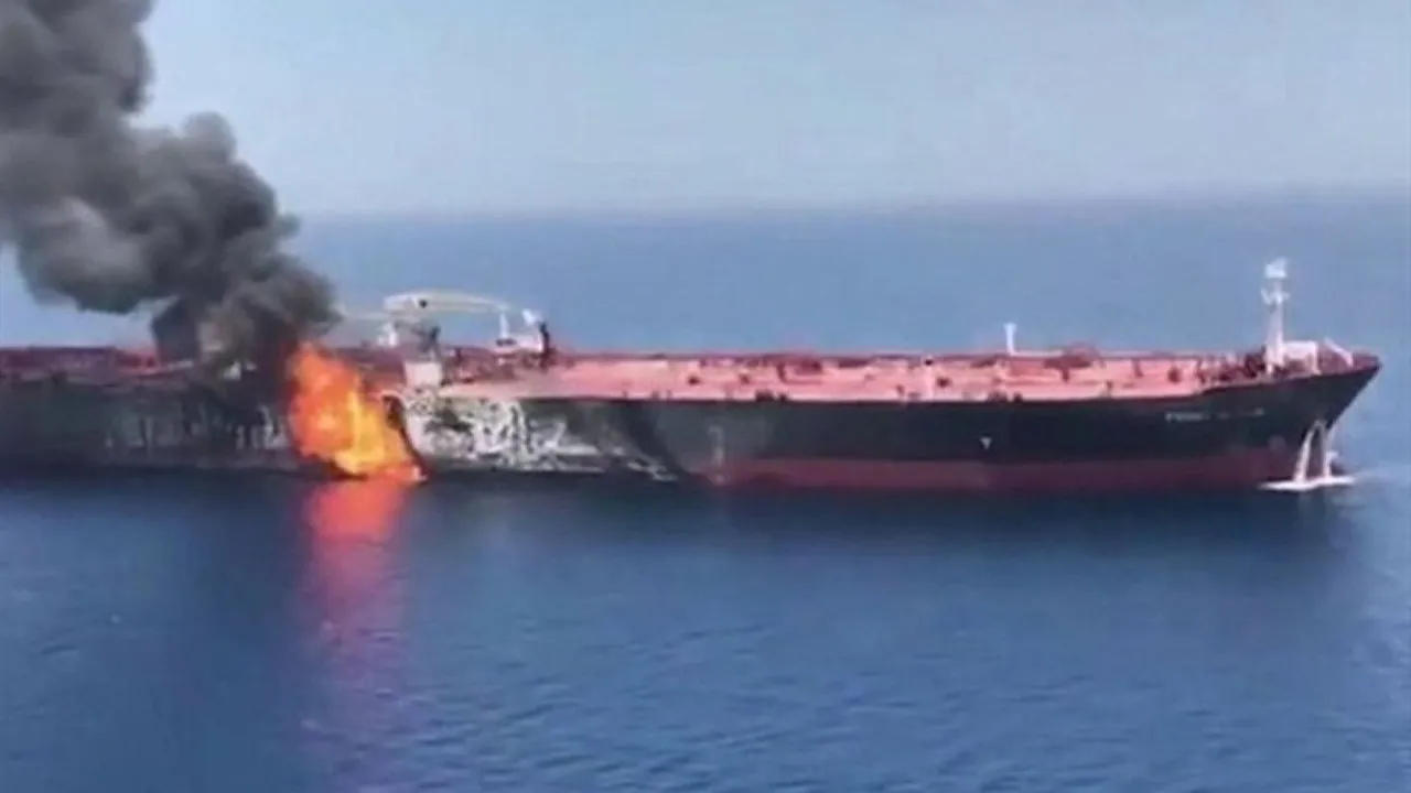 İran, ABD’ye ait petrol tankerini vurdu