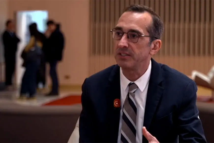 Senatorê Fransî Remi Feraud: Divê Kurd di pêşeroja Îranê de bibin xwedî gotin