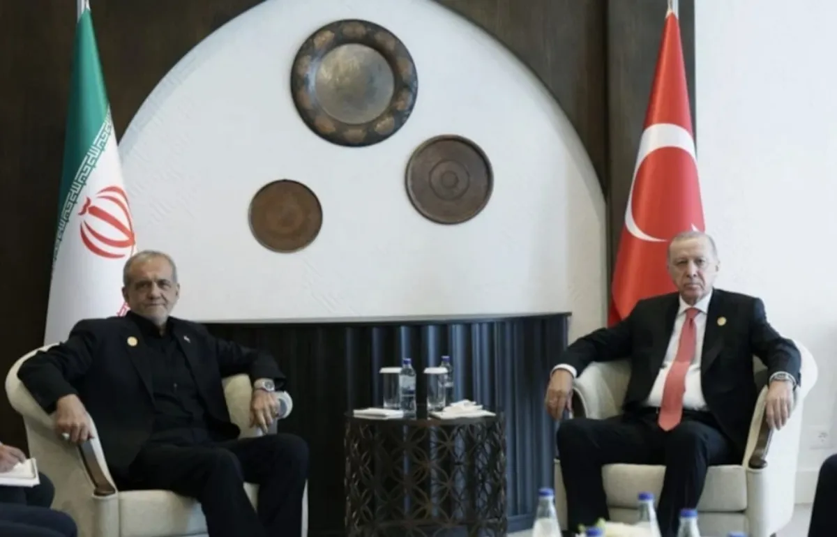 Erdogan bi rêya telefonê bi Pezeshkian re axivî