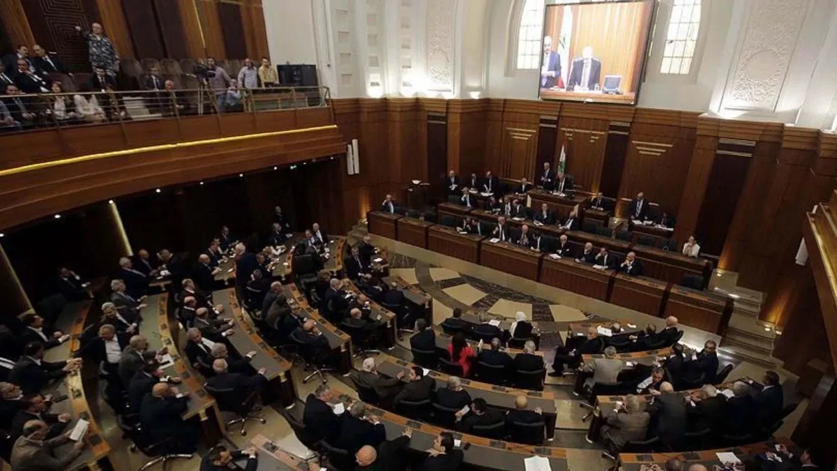 Hilbijartinên parlementoya Lubnanê paş de xistin