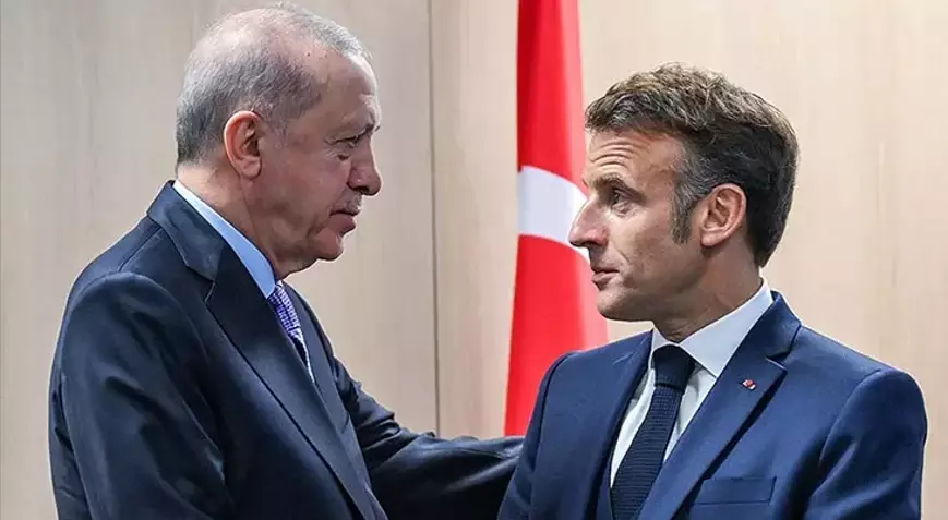 Erdoğan, Macron'la İran'ı görüştü