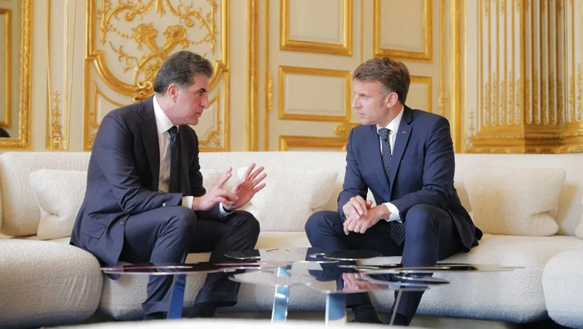 Barzanî û Macron li ser êrîşa Mexmûrê û rewşa herêmê axivîn