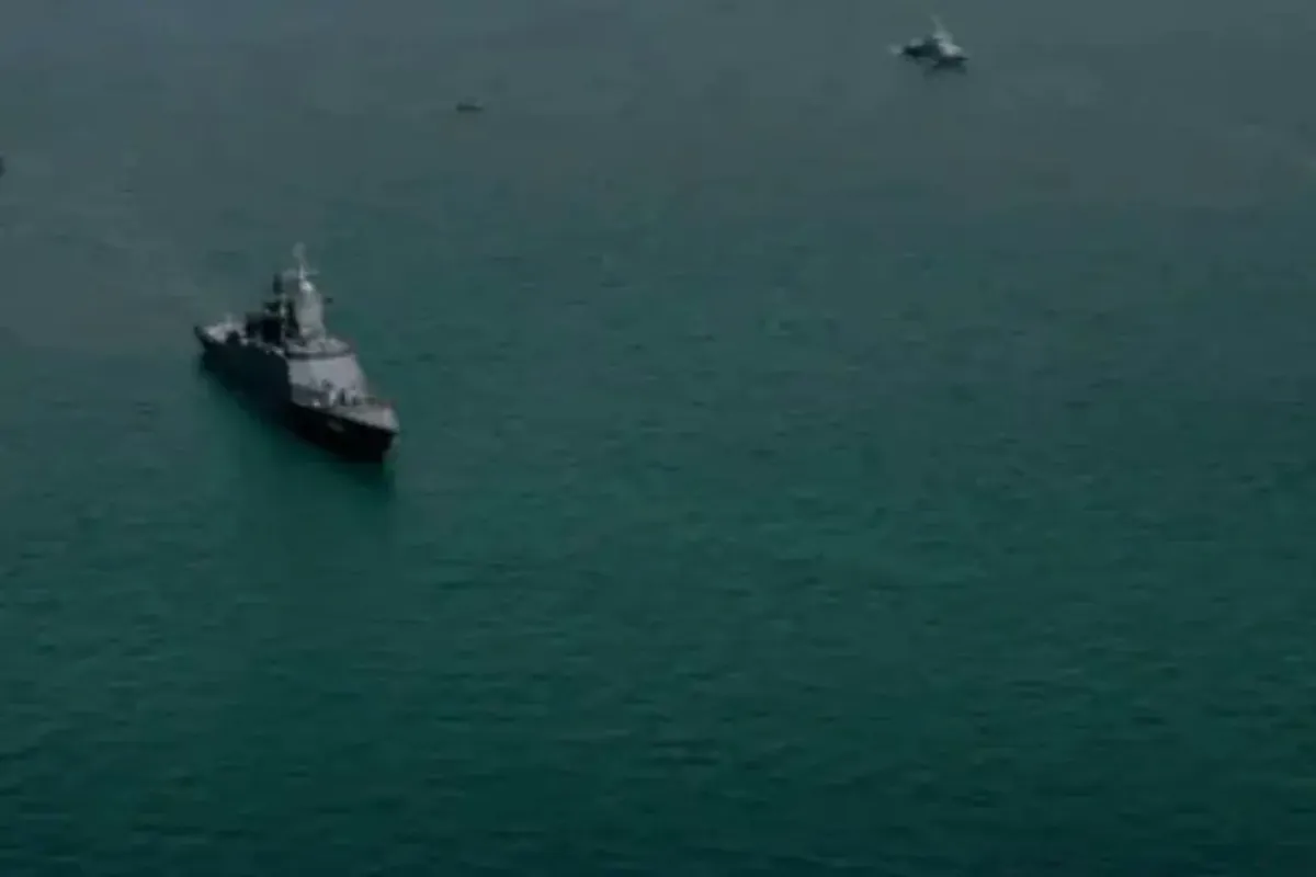 Li Tengava Hurmizê şerê deryayî dijwar dibe: 3 keştiyên din bûn hedef