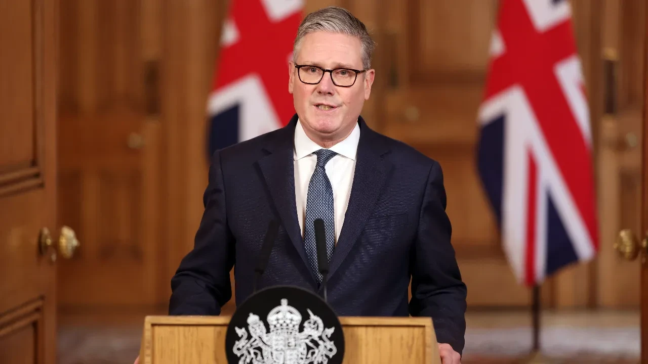 İngiltere: 'Hürmüz Boğazı'nı açmak kolay bir iş değil"