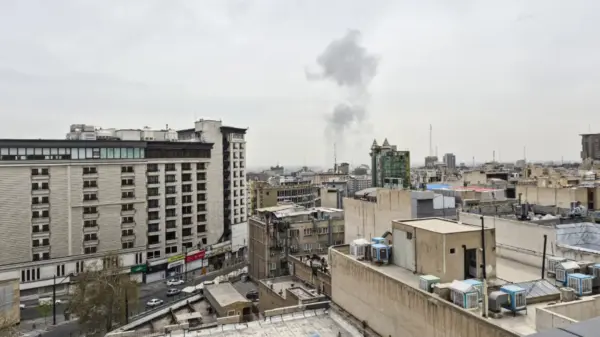 İran: 'Tahran'da hava savunma sistemi devreye girdi'