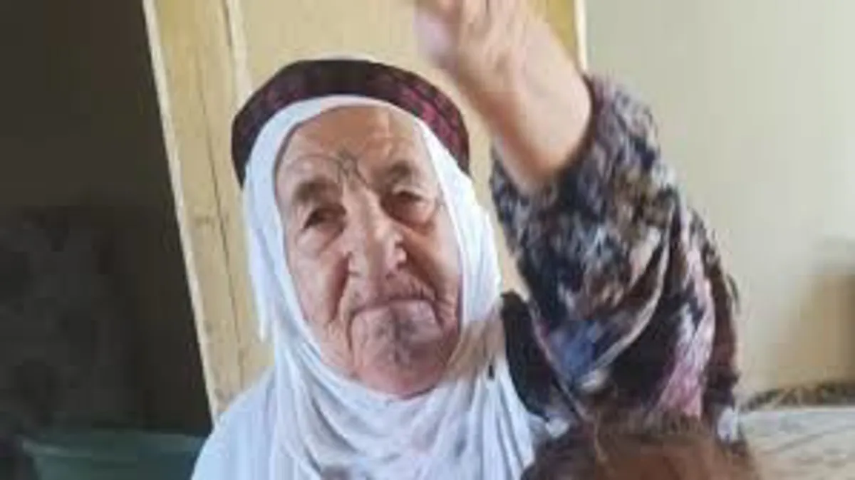 Jina ku 2 roje lê digeriyan di arazî de mirî hat dîtin