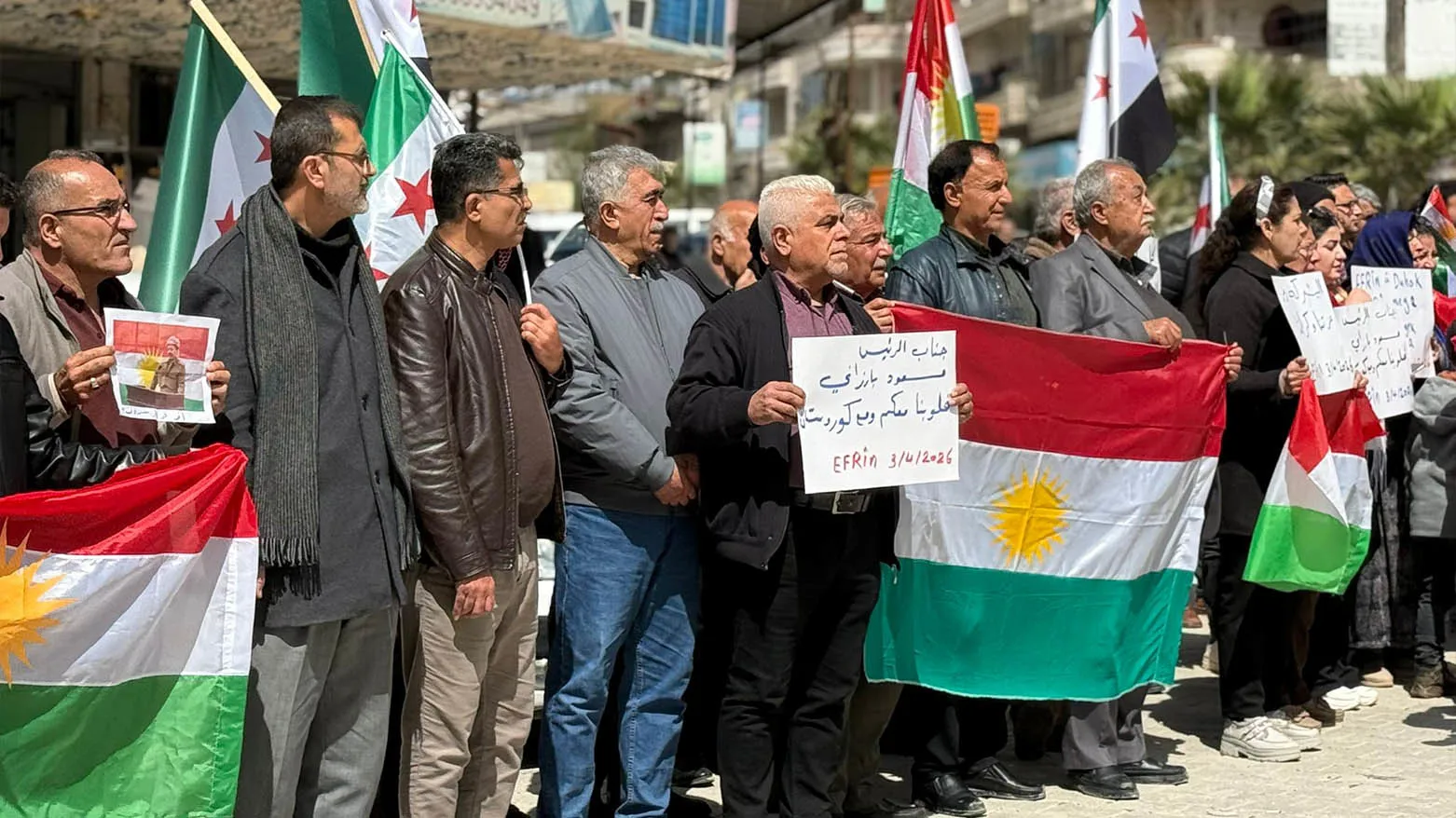 Xelkê Efrînê êrîşên ser Herêma Kurdistanê şermezar kir