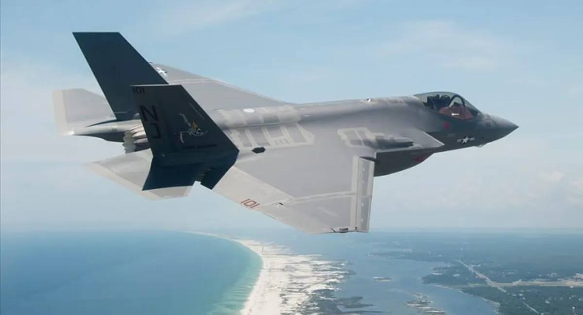 İran Devrim Muhafızları Ordusu: ABD'ye ait bir F35'i vurduk!