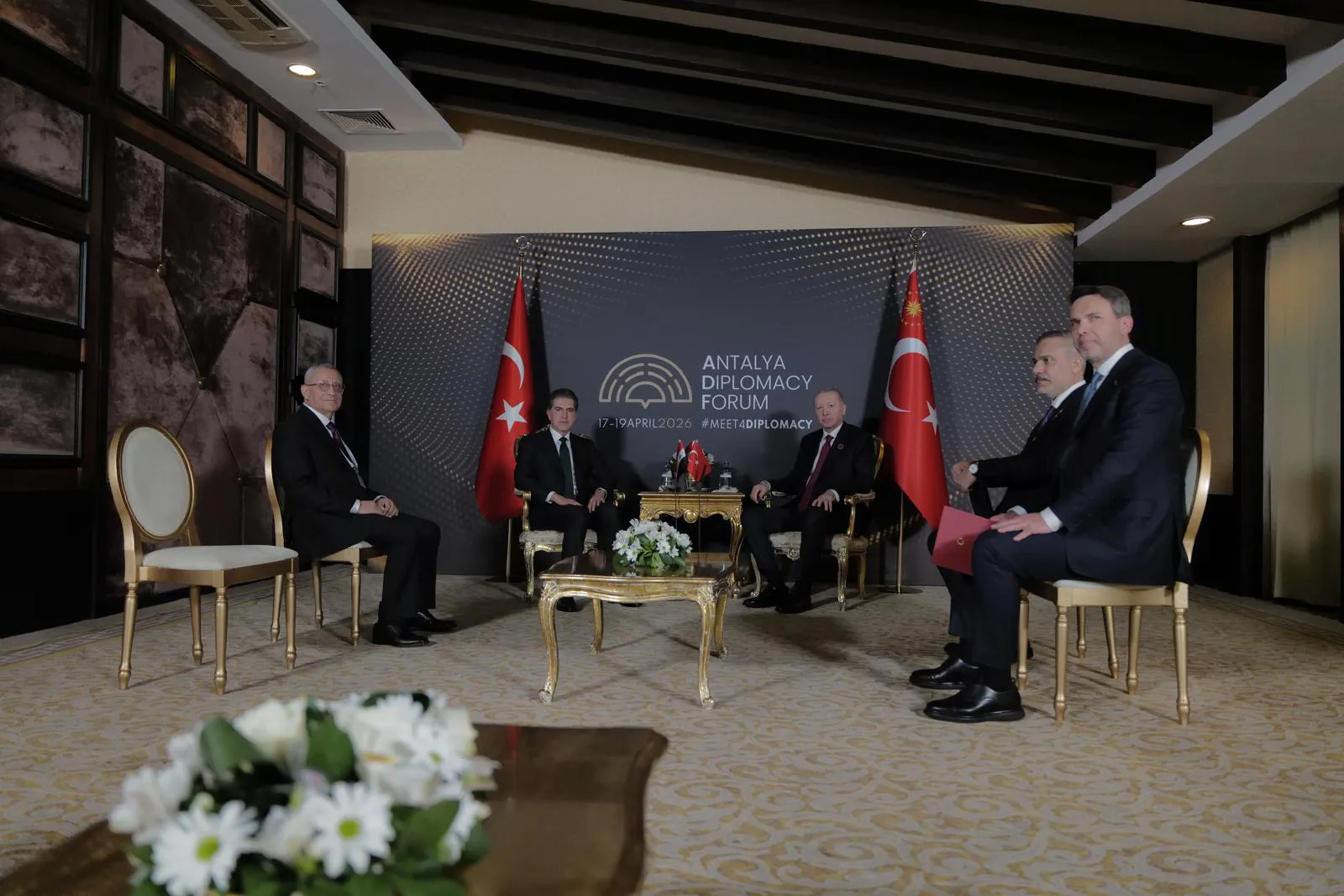 Neçirvan Barzani ile Erdoğan Antalya'da bir araya geldi