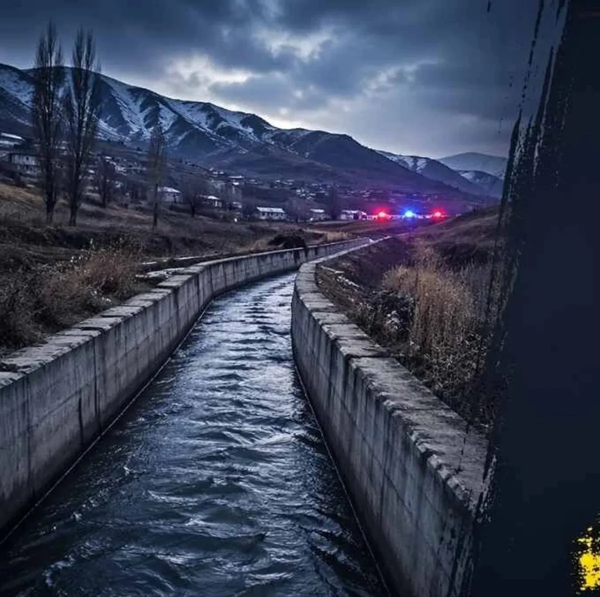 Li Xelata Bedlîsê zaroka 8 salî di ava newalê de fetisî