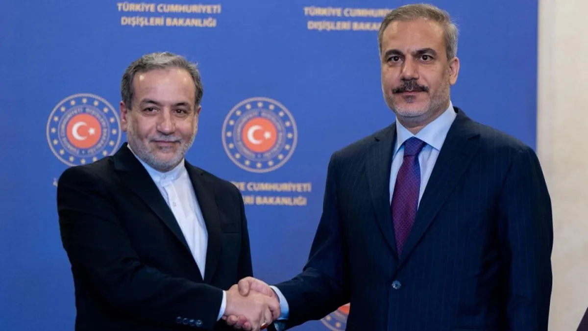 Hakan Fidan û Abbas Arakçi di rêya telefonê de axifîn