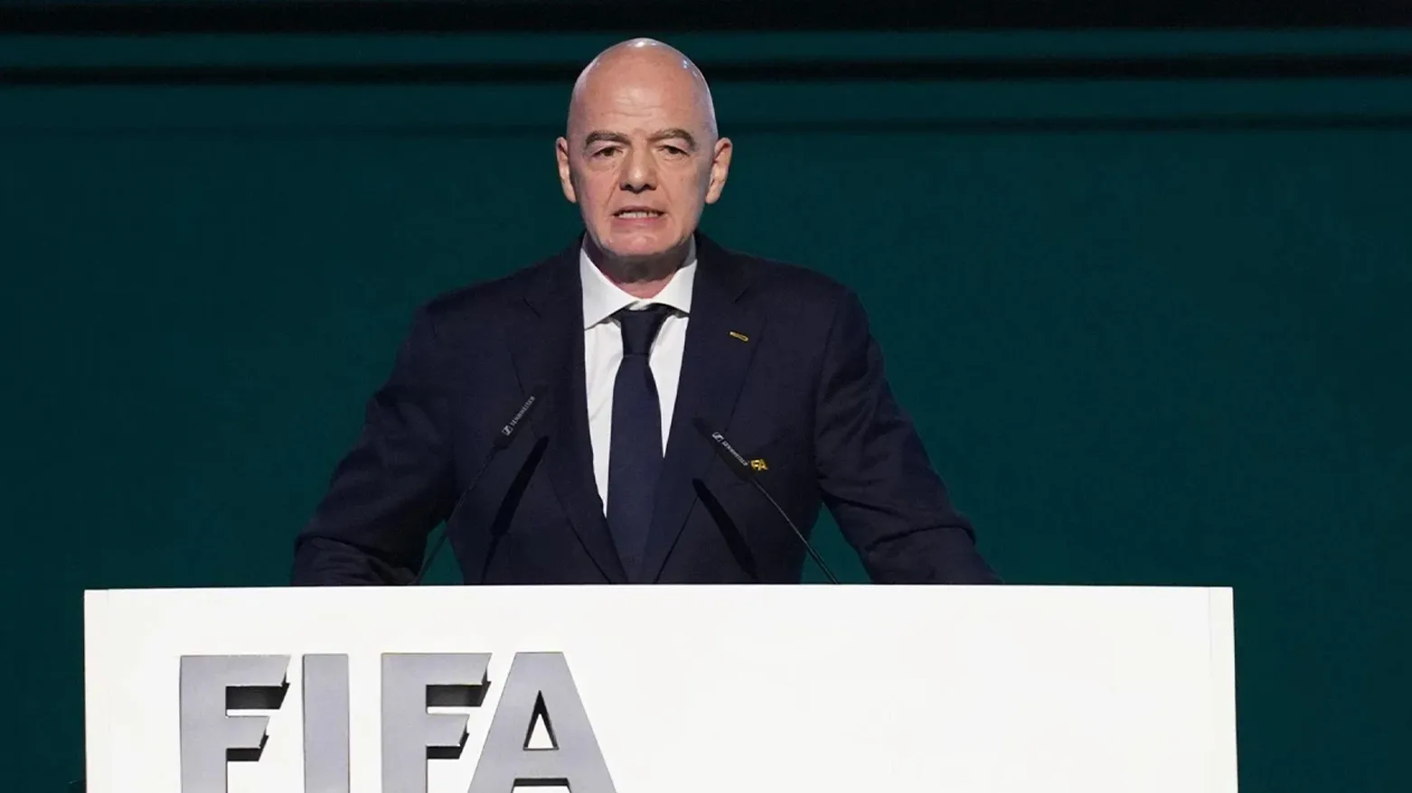 FIFA Başkanı, İran'ın Dünya Kupası'na katılacağını duyurdu 